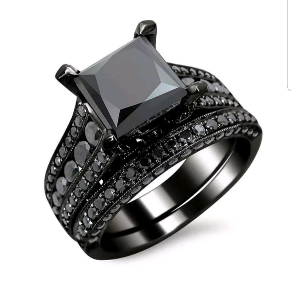 14k  gold filled black sapphire